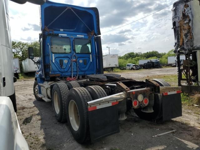 2017 Freightliner Cascadia 125