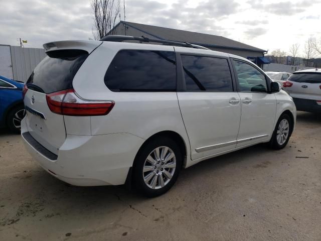 2017 Toyota Sienna XLE