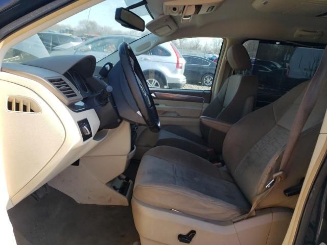 2009 Volkswagen Routan SE