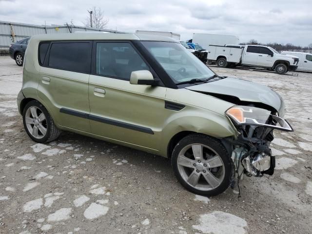 2010 KIA Soul +