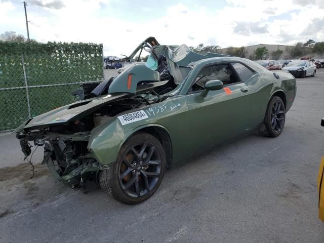 2022 Dodge Challenger SXT