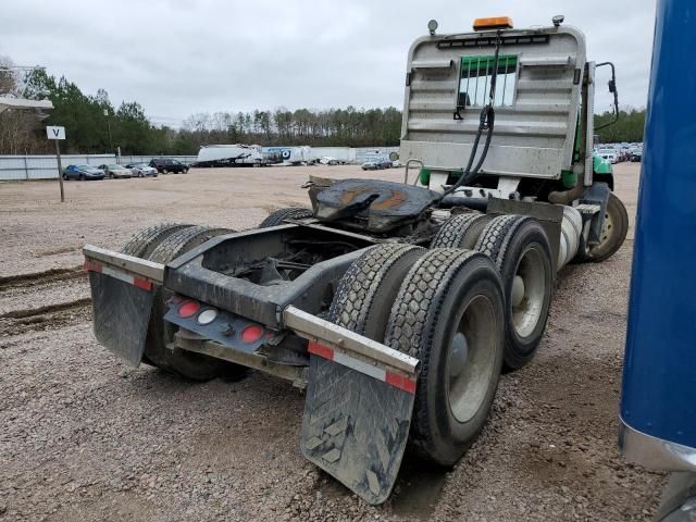 2012 Mack 600 CXU600