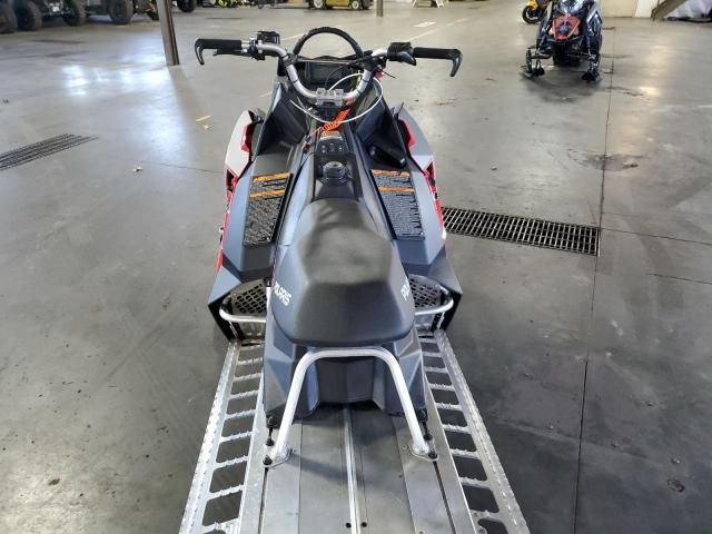 2018 Polaris RMK 800