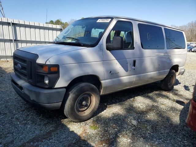 2010 Ford Econoline E350 Super Duty Wagon