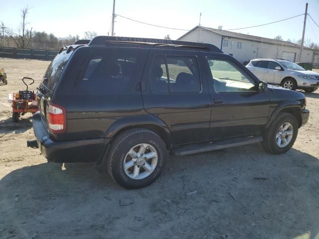 2004 Nissan Pathfinder LE