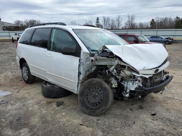 2010 Toyota Sienna CE