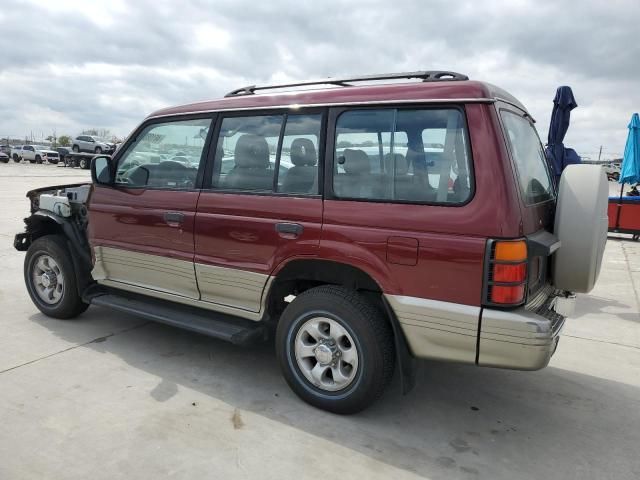 1997 Mitsubishi Montero LS