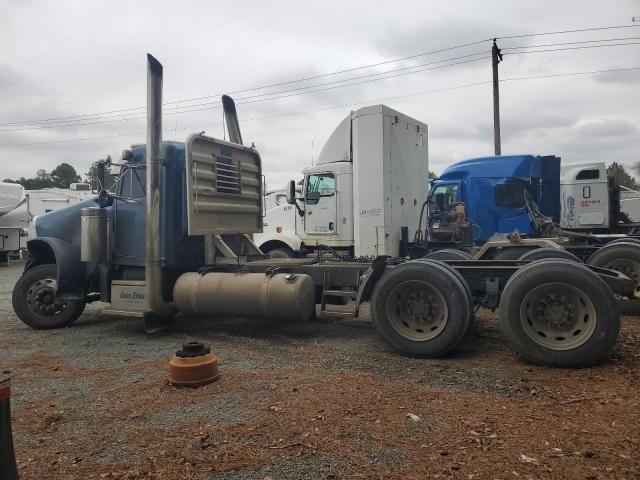 1999 Peterbilt 379