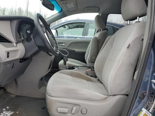 2015 Toyota Sienna LE