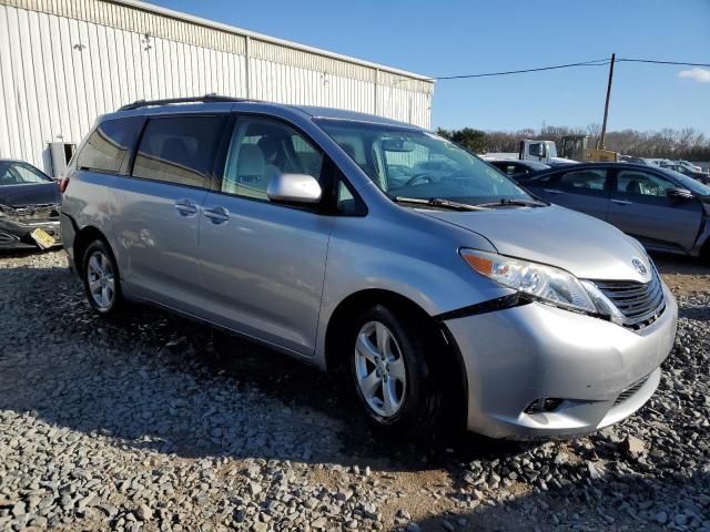 2015 Toyota Sienna LE