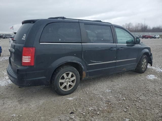 2010 Chrysler Town & Country Touring Plus