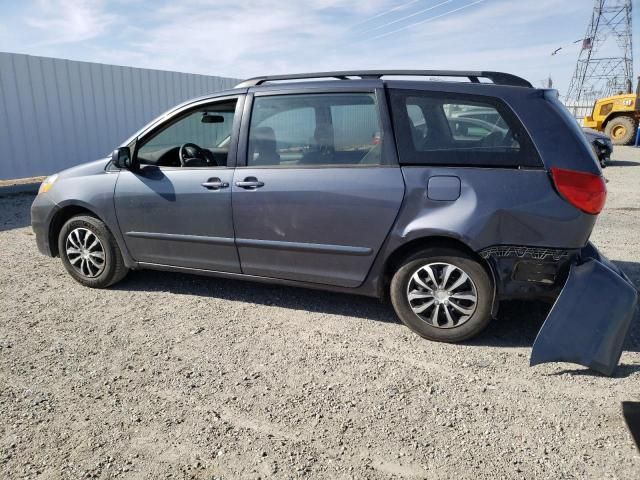 2007 Toyota Sienna CE