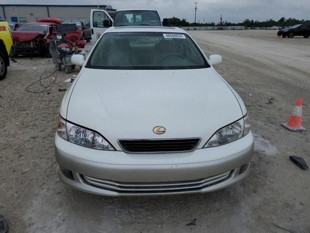 2000 Lexus ES 300