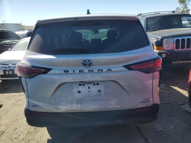 2022 Toyota Sienna XLE