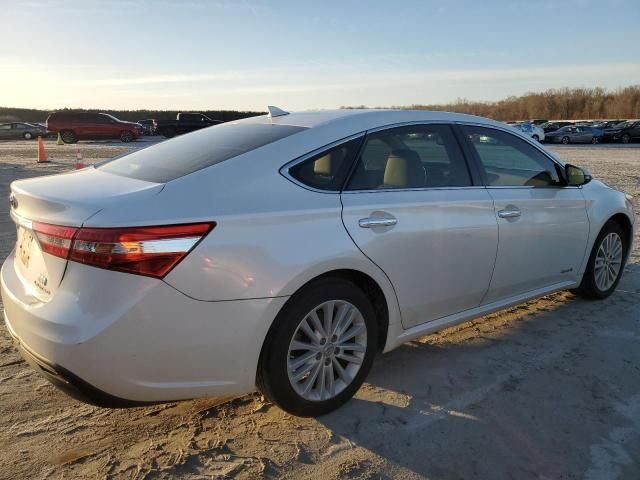 2013 Toyota Avalon Hybrid