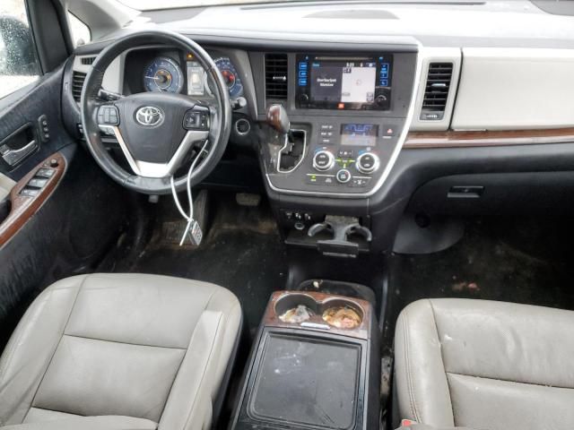 2015 Toyota Sienna XLE