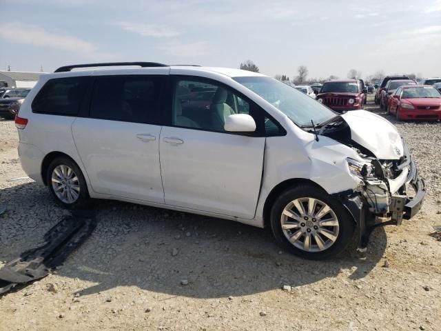 2012 Toyota Sienna LE