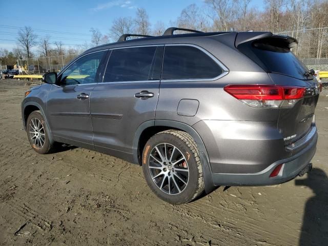 2017 Toyota Highlander SE