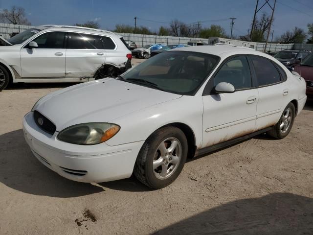 2004 Ford Taurus SE