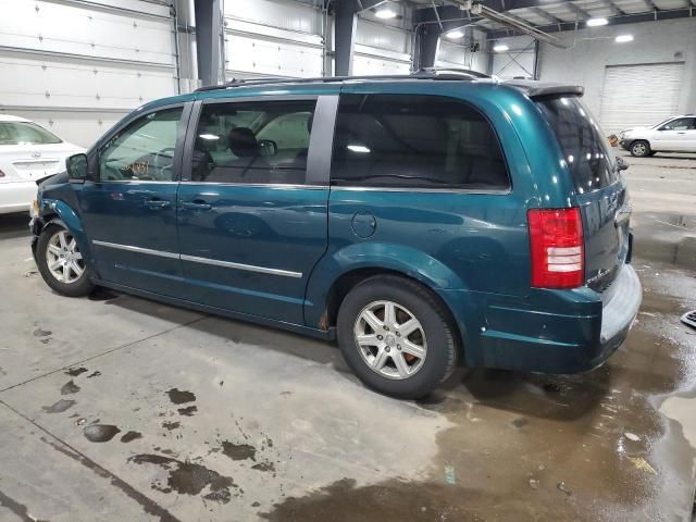 2009 Chrysler Town & Country Touring