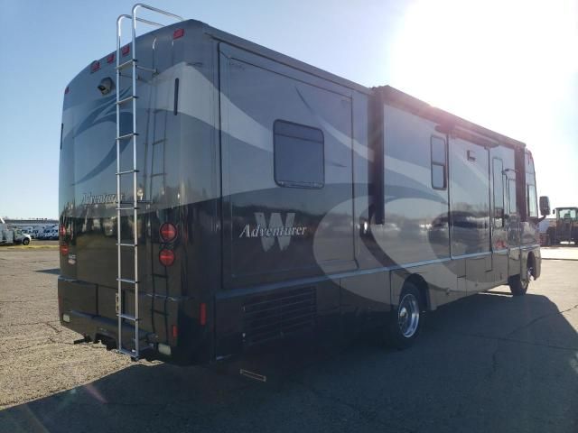 2009 Winnebago Adventurer 35A