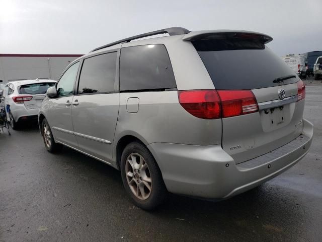 2004 Toyota Sienna XLE