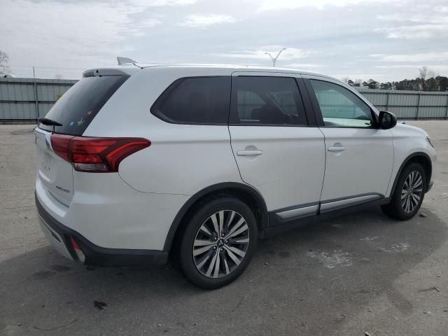 2019 Mitsubishi Outlander SE