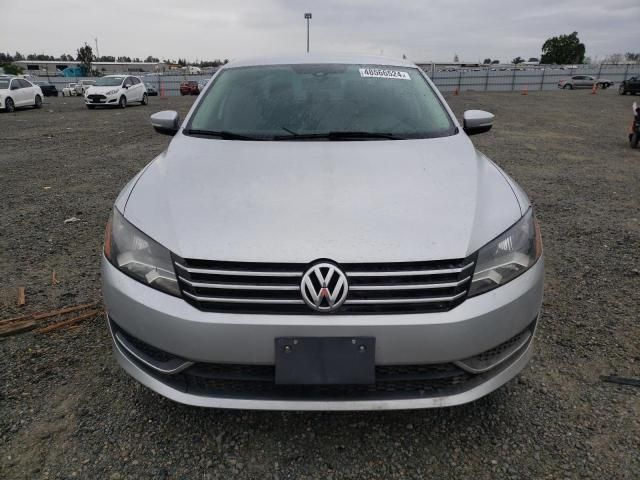 2015 Volkswagen Passat S