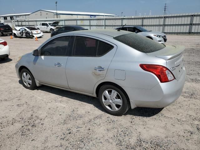 2013 Nissan Versa S