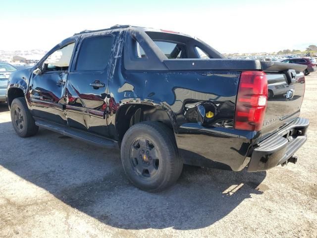 2011 Chevrolet Avalanche LS