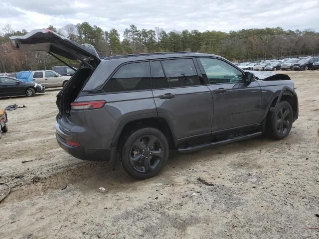 2024 Jeep Grand Cherokee Laredo