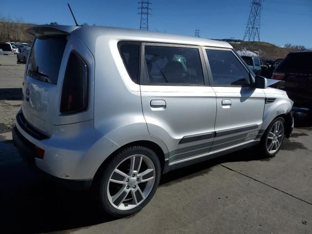 2010 KIA Soul +