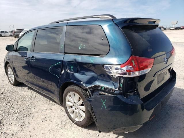 2012 Toyota Sienna LE