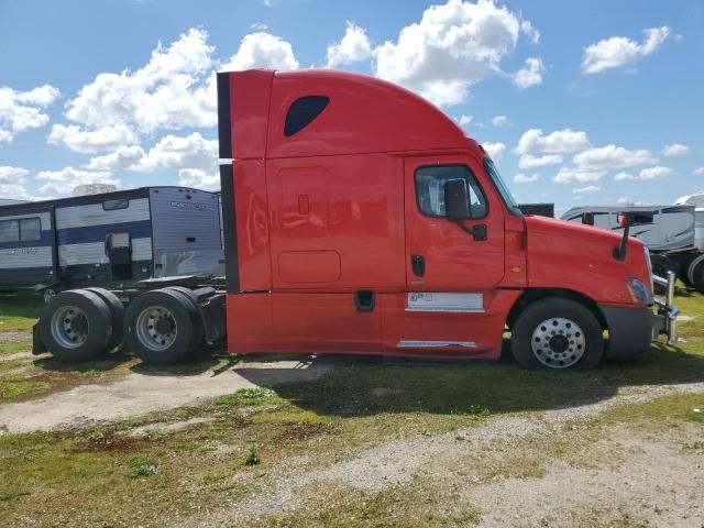 2016 Freightliner Cascadia 125