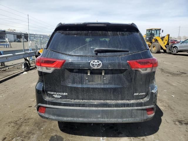 2017 Toyota Highlander SE