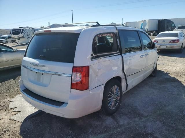 2014 Chrysler Town & Country Touring L