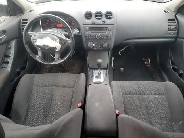 2010 Nissan Altima Base