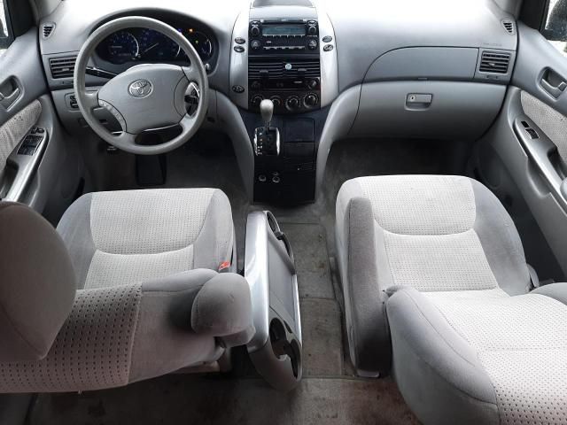 2007 Toyota Sienna CE