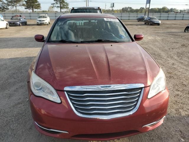 2013 Chrysler 200 Touring