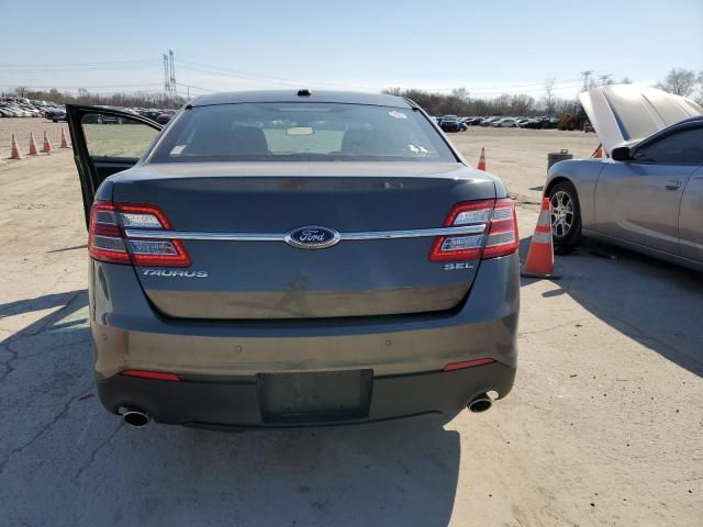 2015 Ford Taurus SEL