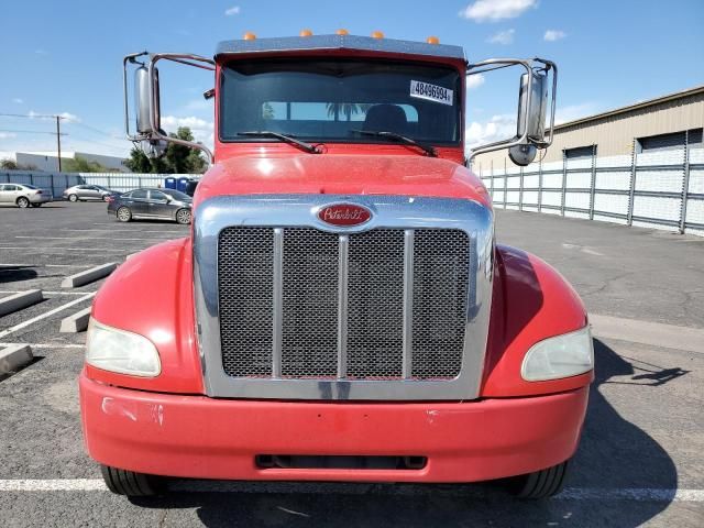 2017 Peterbilt 337