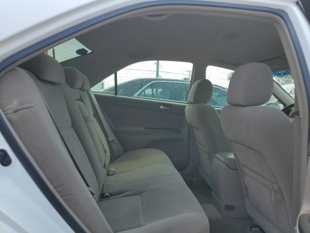 2005 Toyota Camry LE