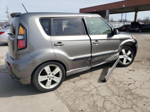 2011 KIA Soul +