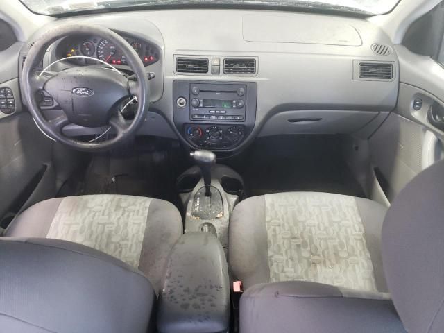 2005 Ford Focus ZX4