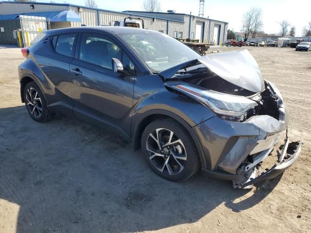 2022 Toyota C-HR XLE