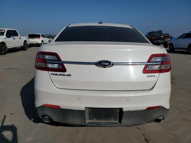 2015 Ford Taurus SEL