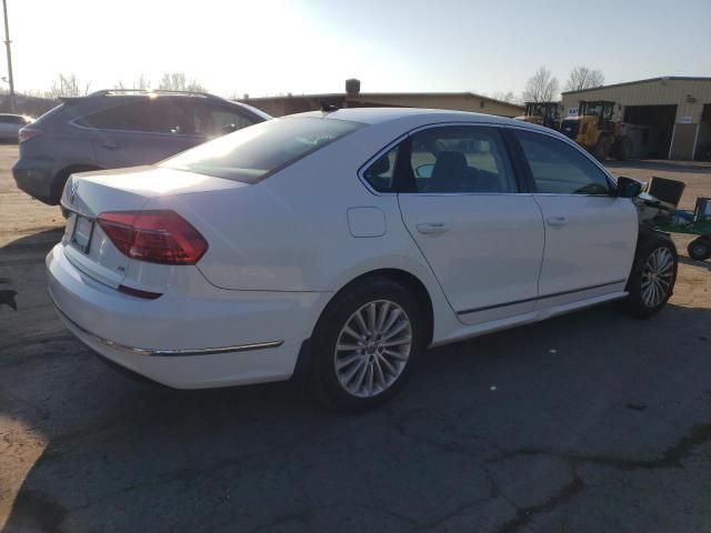 2016 Volkswagen Passat SE