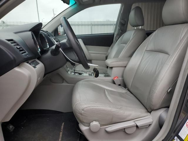 2013 Toyota Highlander Base