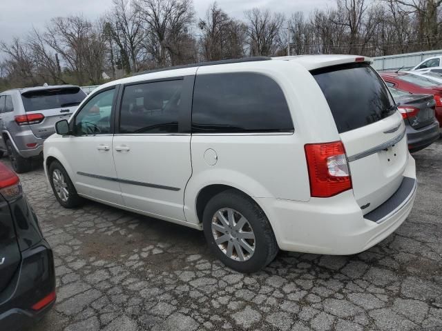 2013 Chrysler Town & Country Touring