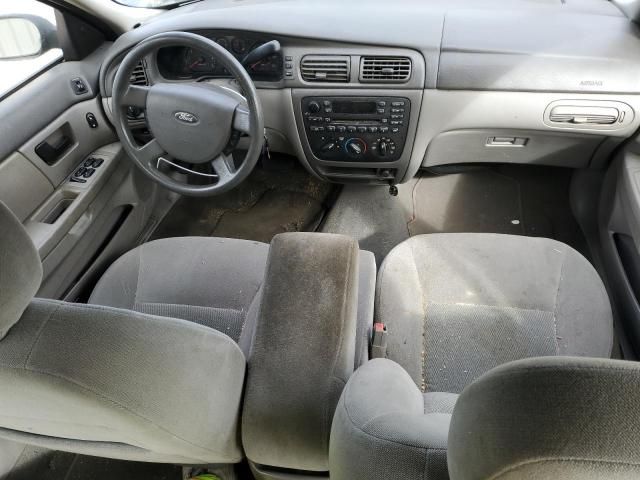 2006 Ford Taurus SE